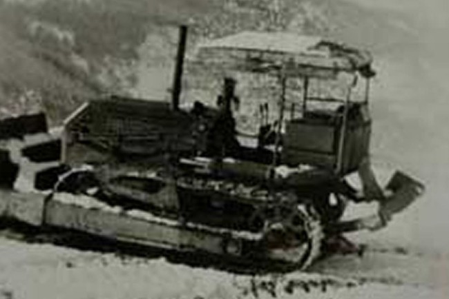 Alte Raupe von Gfrerer Simon GmbH & Co KG